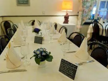 Logis Restaurant L'escale Hotel Belleme