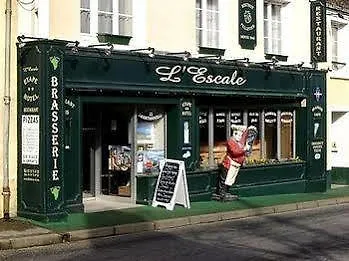 Hotel Logis Restaurant L'escale 2*